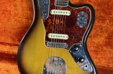 Fender 1966 Jaguar 3 Tone Sunburst-2.jpg